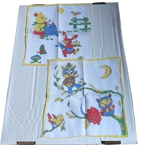 Vintage 60s children’s handkerchiefs set - Picture 3 of 7
